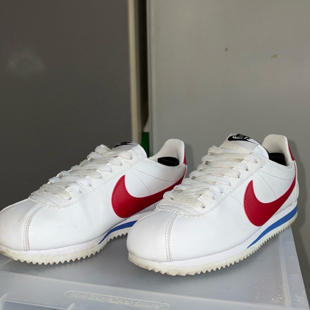 Forest Gump Nike Cortez , lightly worn !